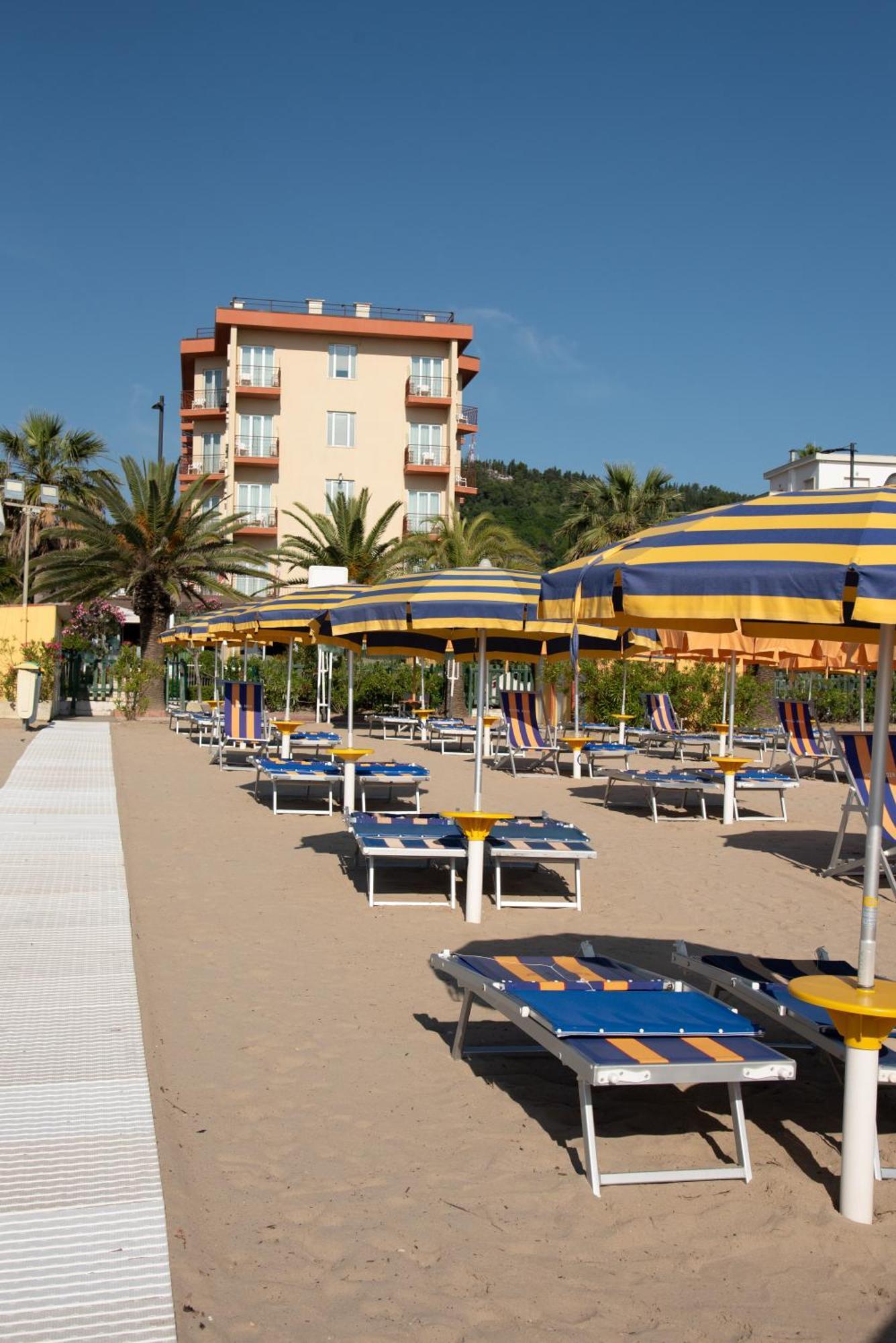 Hotel Eden Grottammare Exteriér fotografie