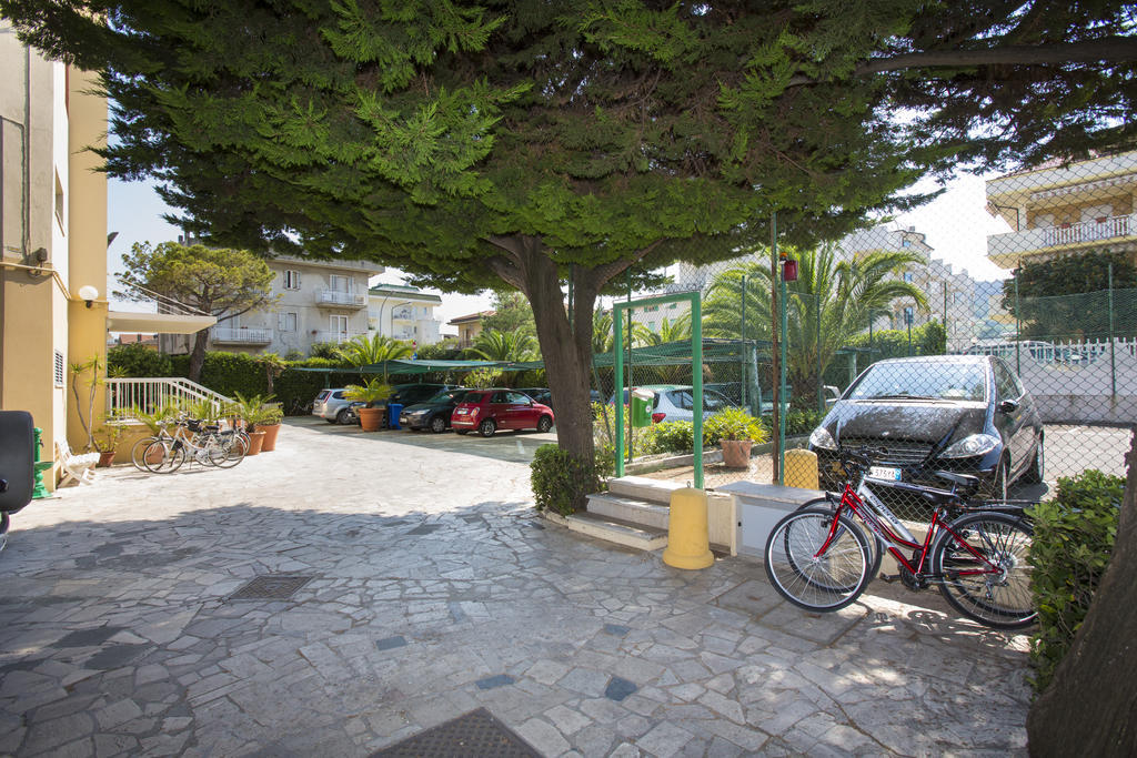 Hotel Eden Grottammare Exteriér fotografie