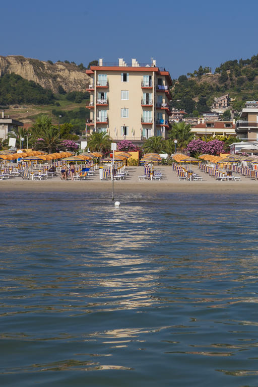 Hotel Eden Grottammare Exteriér fotografie